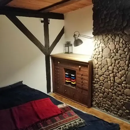 Art Apartment *
